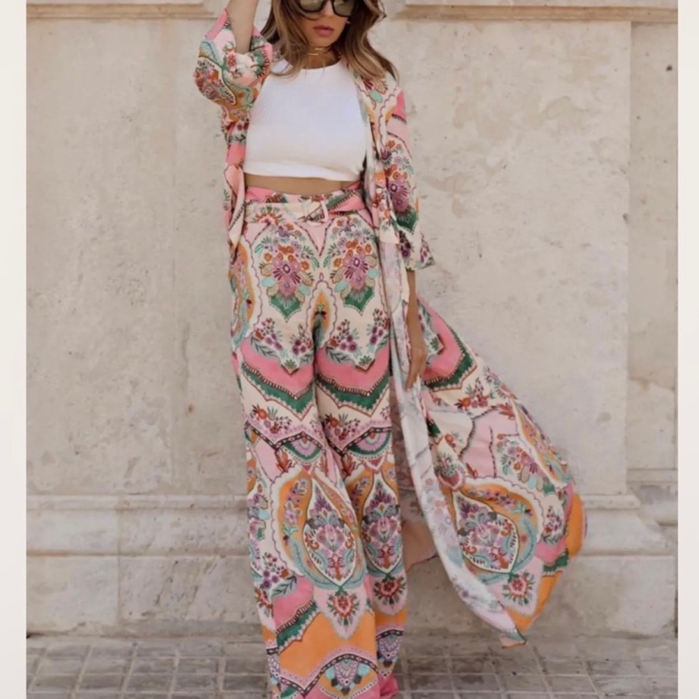 Zara printed wide leg pants - Picture 2 of 9